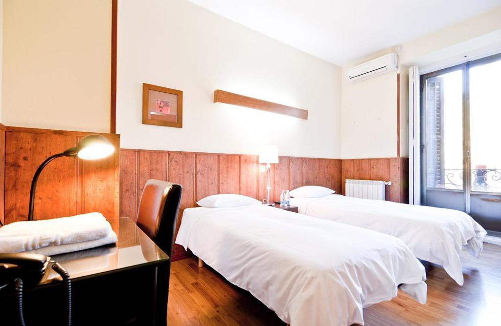 Hostal Asuncion Madrid Rum bild