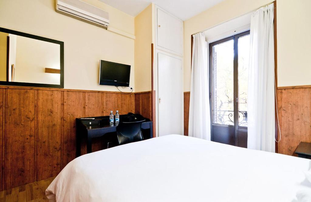 Hostal Asuncion Madrid Rum bild